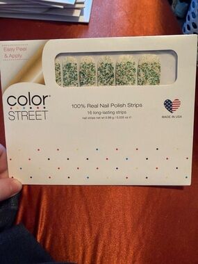 Color Street Total Celt-Down Nail Polish Strips